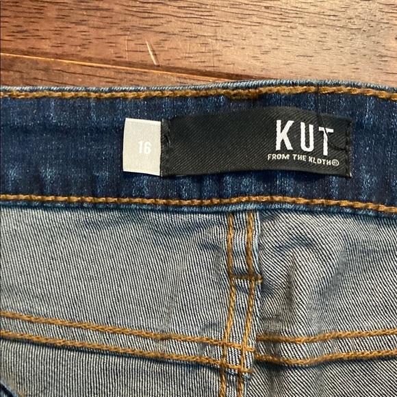 Kut from the Kloth Blue Diana Skinny Jeans - Picture 4 of 11